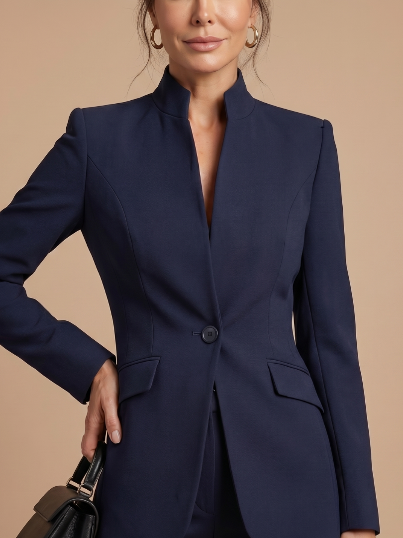 Delta | Elegant Tailored Suit with Structured Stand Collar