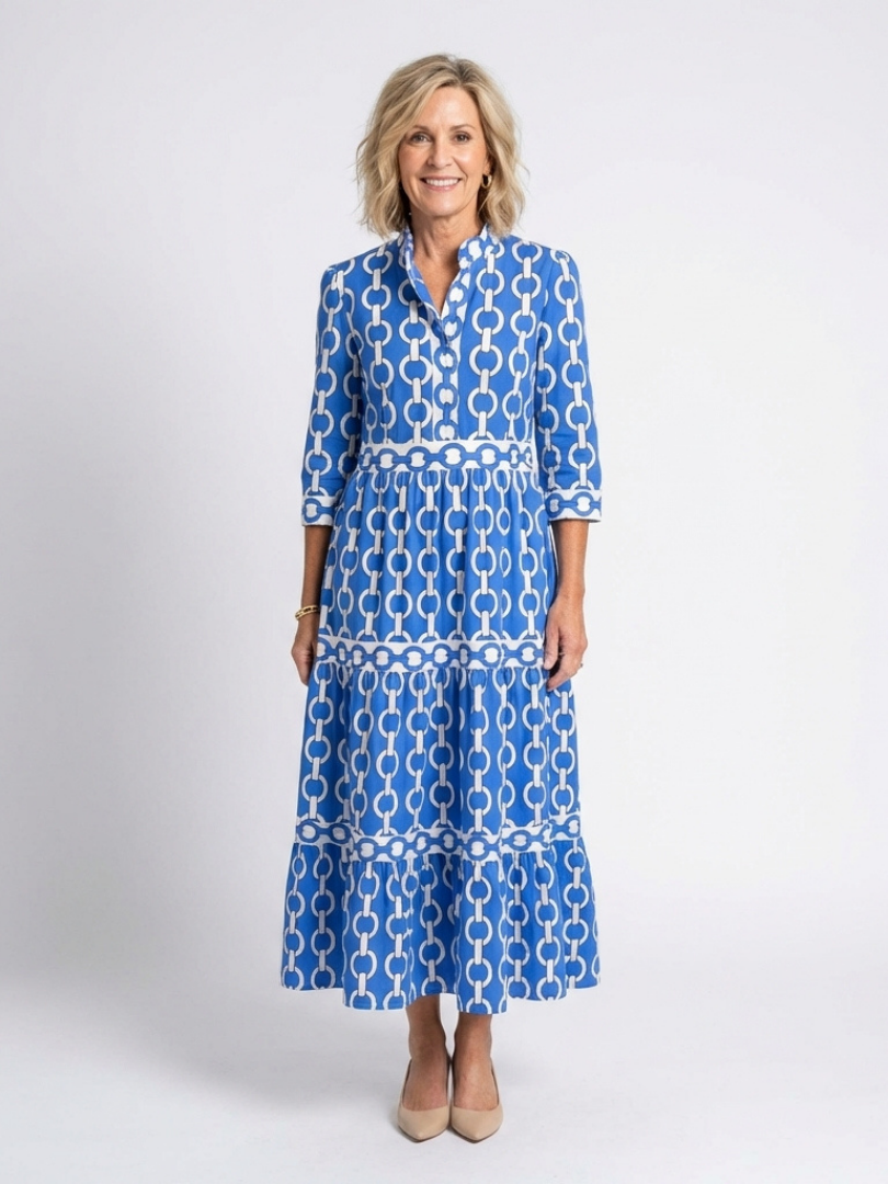 Ysolde | Elegant Chain Pattern Midi Dress with Three-Quarter Sleeves