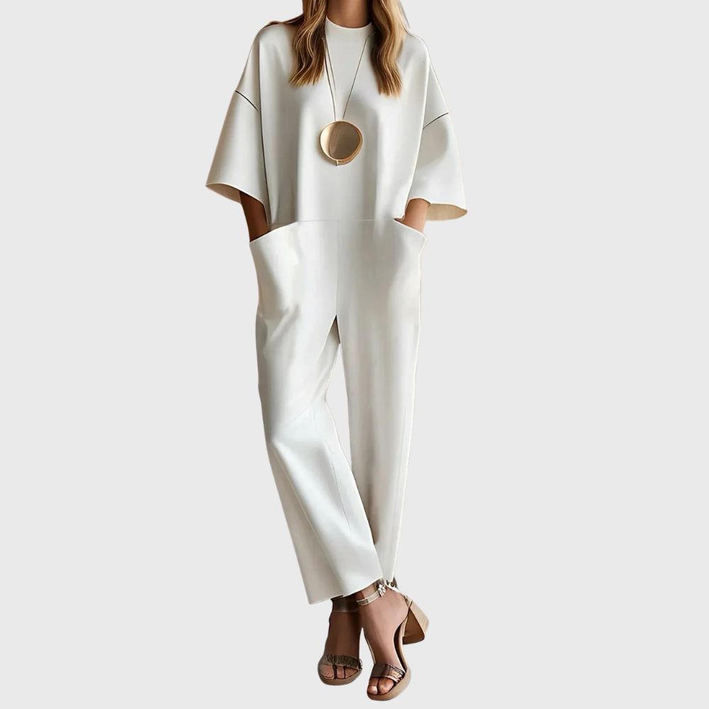 Vélin™ | Elegant Short-Sleeve Jumpsuit
