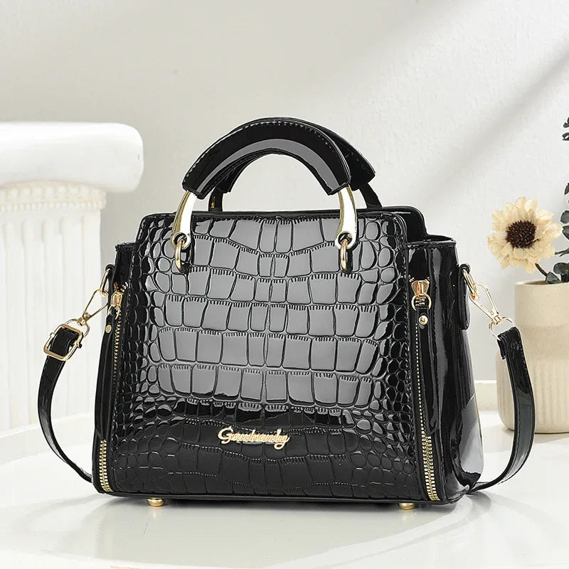 Vélin™ | Essential Mosaic Shoulder Bag